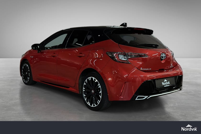 Bilde 5 av Toyota Corolla Hybrid GR Sport/Lite kjørt/Meget velholdt/Rentekampanje 1,95%