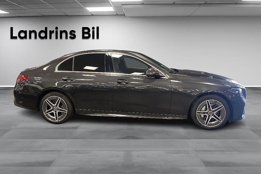 Bild 4 av Mercedes-Benz C 300 e 9G-Tronic AMG / Minnespaket
