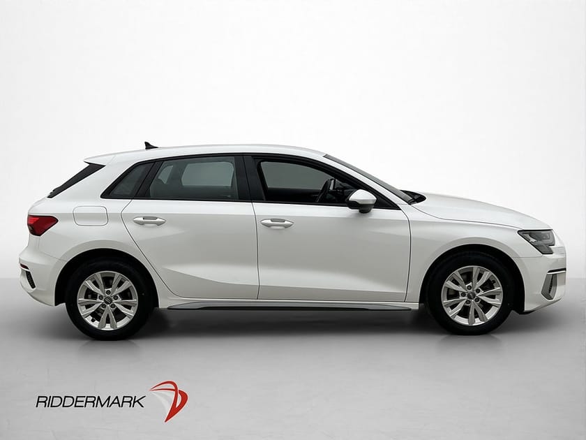 Bild 4 av Audi A3 Sportback 35 TFSI SB 150hk Advanced CarPlay Adaptiv 1-Brukare