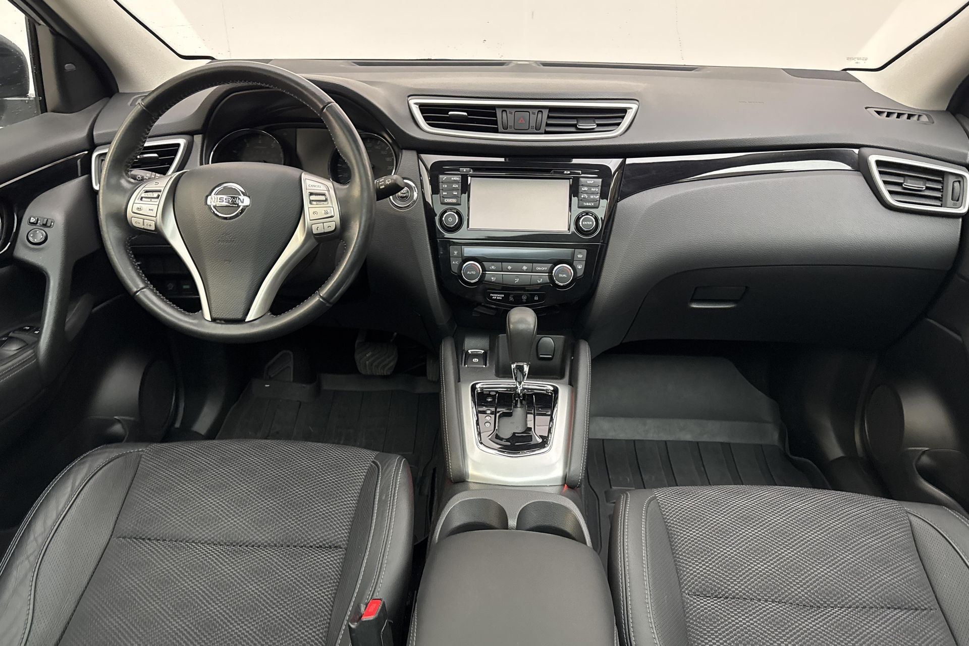 Nissan Qashqai 1.2 DIG-T 2017, bild 7/10