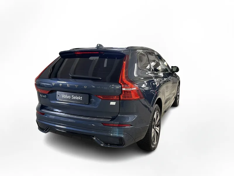 Bild 5 av 20 – Volvo XC60 Recharge T6 II Plus Dark Edition.