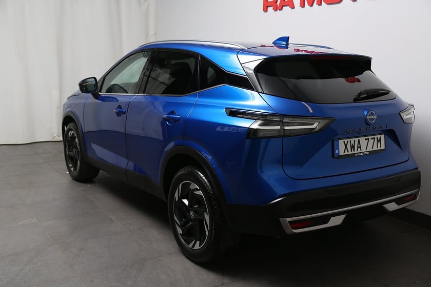 Bild 3 av Nissan Qashqai 1,3 DIG-T 158hk XTRONIC-CVT 360°-kamera Navi Leasbar