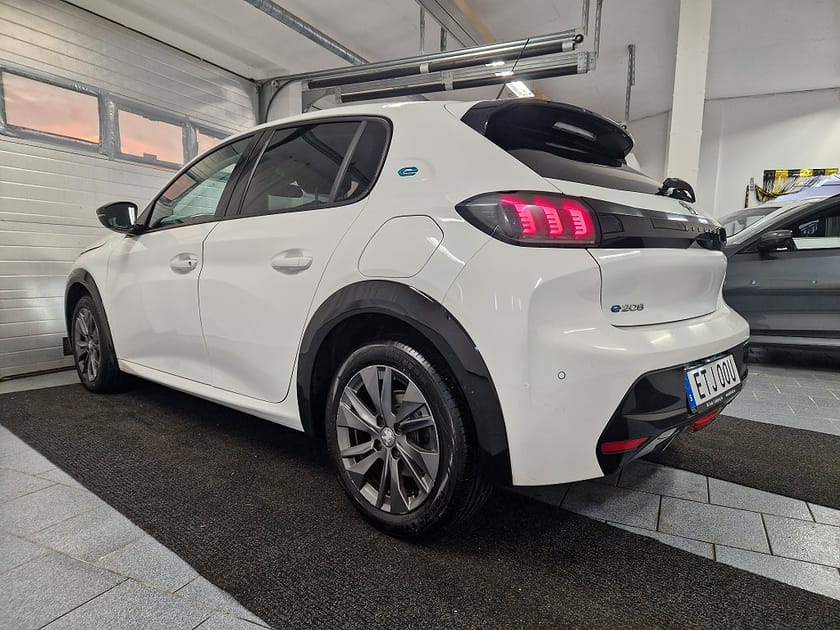 Bild 5 av Peugeot e-208 50 kWh 136 hk Cockpit SoH 97% Carplay Nybes