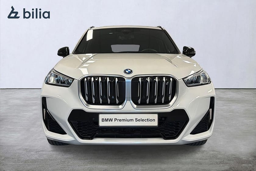 Bild 5 av BMW iX1 xDrive30 xDrive 30 M-sport | Panorama | H&K | Backkamera