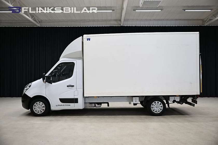 Bild 2 av Renault Master Chassi Cab 170HK Automat|Volymskåp|BG-Lyft|Sidodörr|Lågmil|Moms