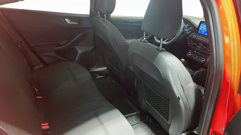 Bild 5 av Ford Focus 1.0 EcoBoost  125hk ST-Line | Kamera | Navi
