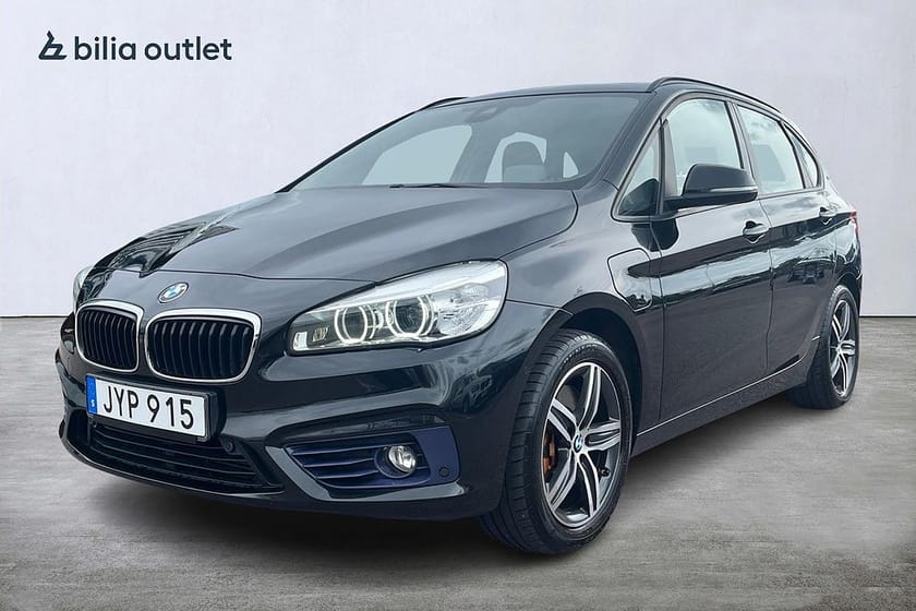 Bild 1 av BMW 225xe Active Tourer Sport line 224hk Värmare Pano H/K GPS HuD