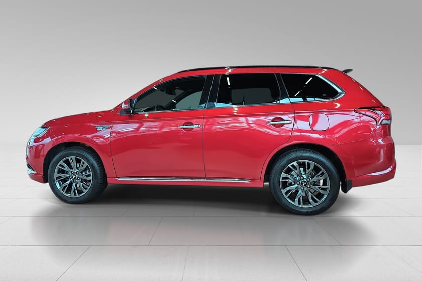 Bilde 2 av Mitsubishi Outlander PHEV Instyle+ - Krok, Skinn, Norsk.reg, Glasstak