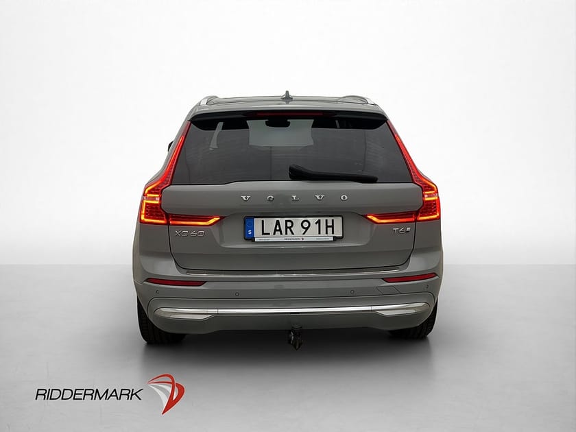Bild 5 av Volvo XC60 T6 AWD Core Edition Pano H/K Drag Kamera CarPlay