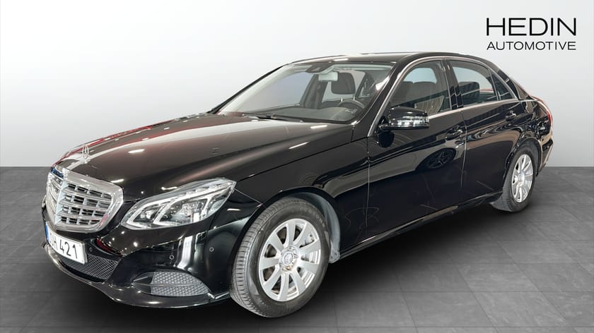 Bild 1 av Mercedes-Benz E 220 CDI BLUETEC SEDAN
