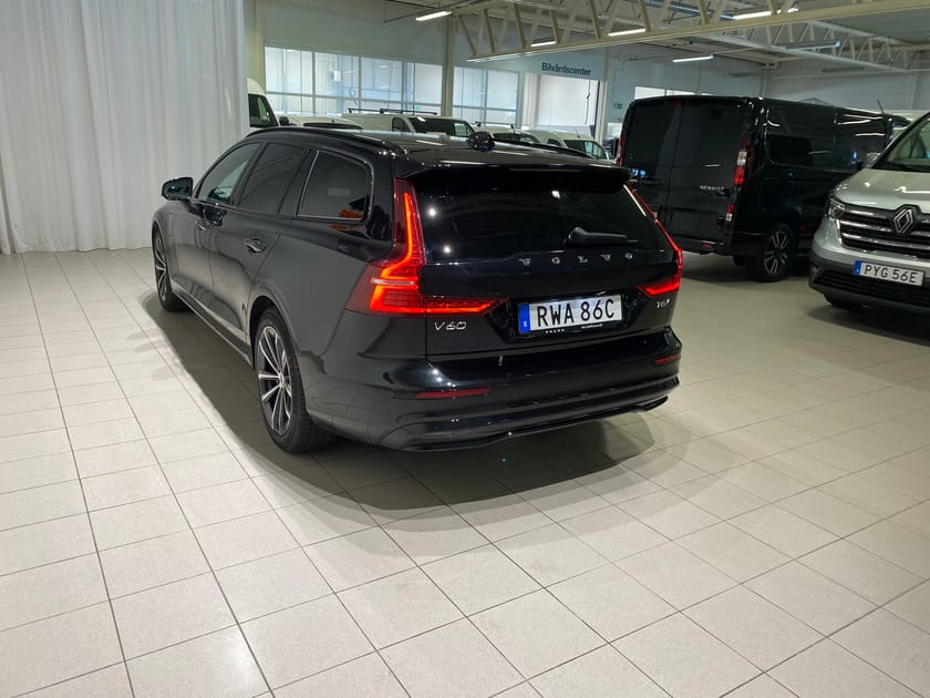 Bild 4 av Volvo V60 T6 Plus Dark Edition