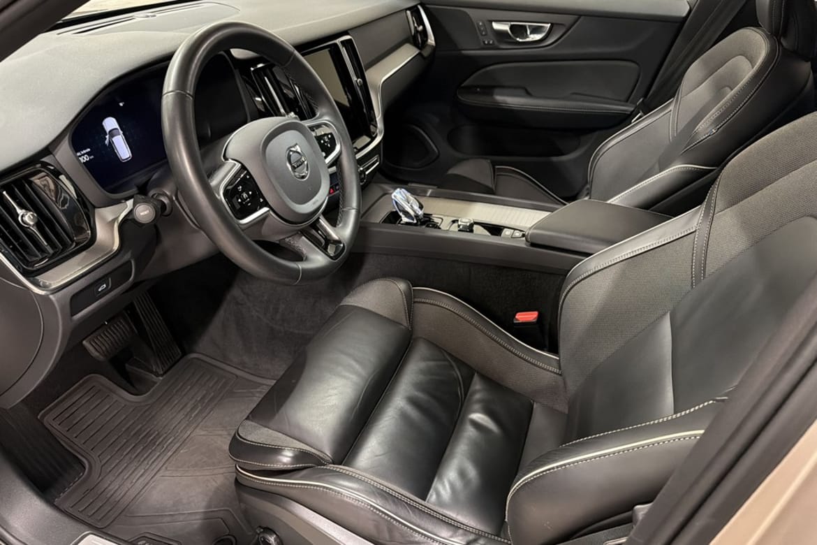 Volvo V60 2023 - miniatyr 9