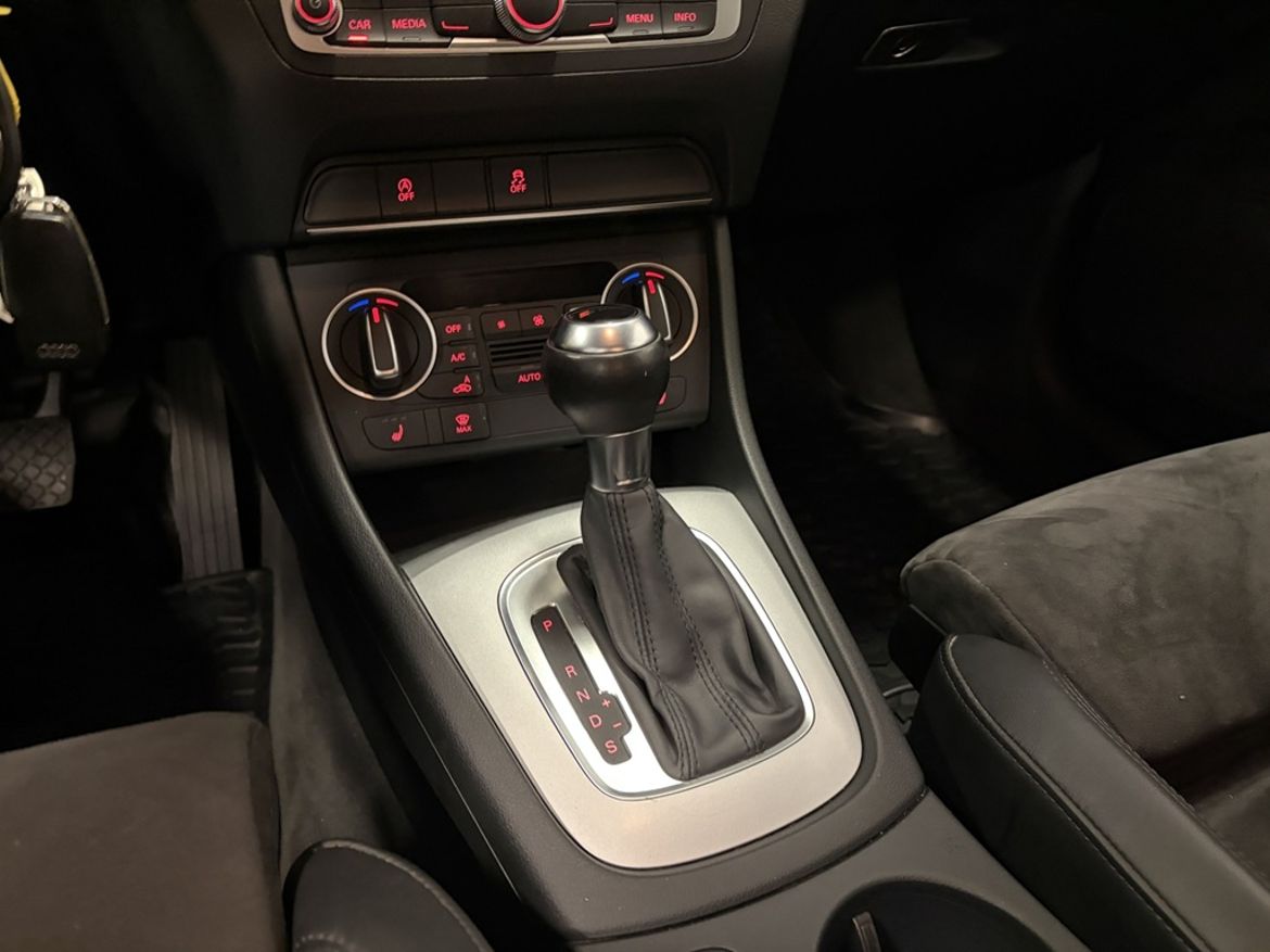 Audi Audi Q3 — bild 16