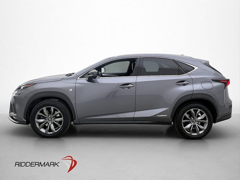 Bild 4 av Lexus NX 300h AWD F Sport Taklucka Levinson Kamera HuD Skinn