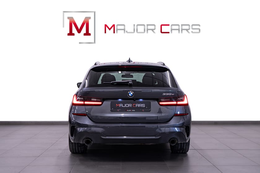 Bild 5 av BMW 330e xDrive Touring M Sport Innovation H/K 360° HuD Laser Ambient