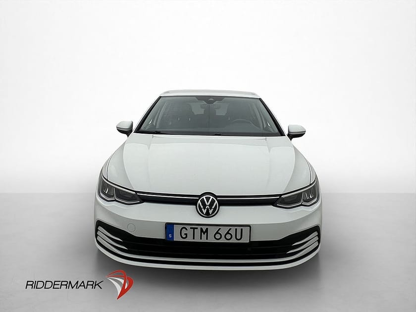 Bild 2 av Volkswagen Golf TSI 110hk Cockpit Värm Kamera CarPlay Drag