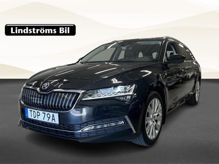 Škoda Superb iV Kombi 1,4 TSI DSG BUSINESS EDITION PLUG-IN HYBRID V-HJUL