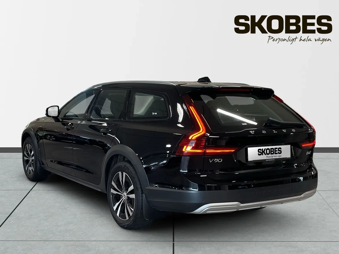 Volvo V90 Cross Country