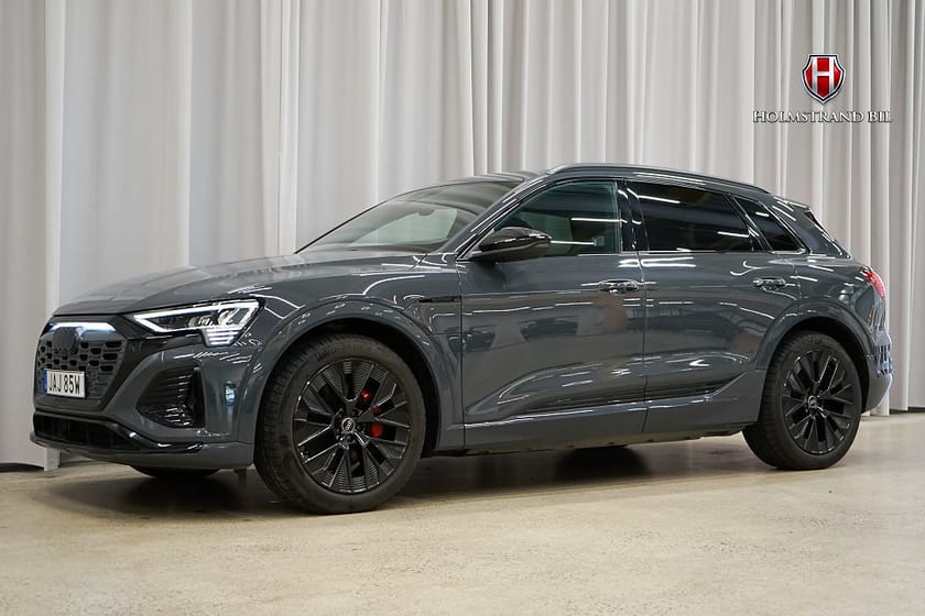 Bild 4 av Audi Q8 50 e-tron quattro S line Edition Drag 21" Rattvärme