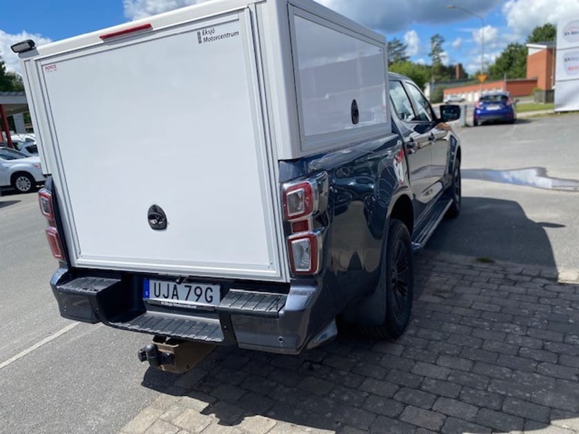 Bild 3 av Isuzu D-Max Crew Cab 1.9 4WD Aut, kåpa, drag, moms, 1 ägare