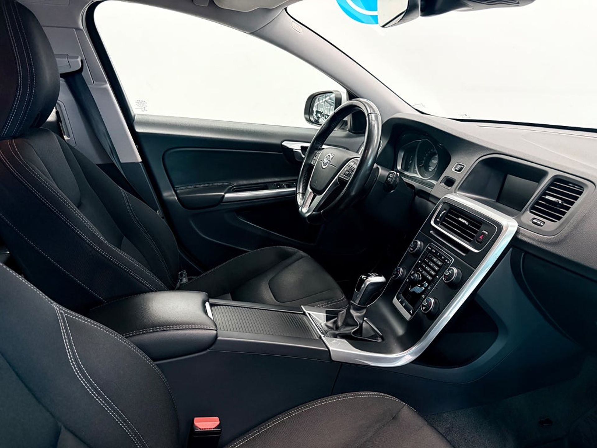 Volvo V60 2017, bild 7/9