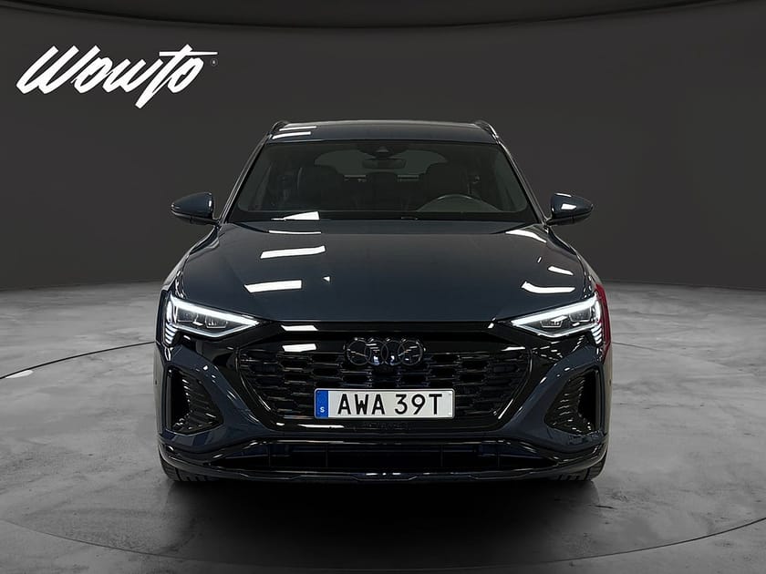 Bild 2 av Audi Q8 Sportback 55 e-tron quattro Q 408HK S-Line /Matrix /Moms