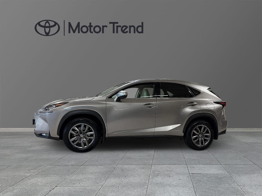 Bild 3 av Lexus NX 300h AWD NX300H AWD-i Business Line Vinterdäck