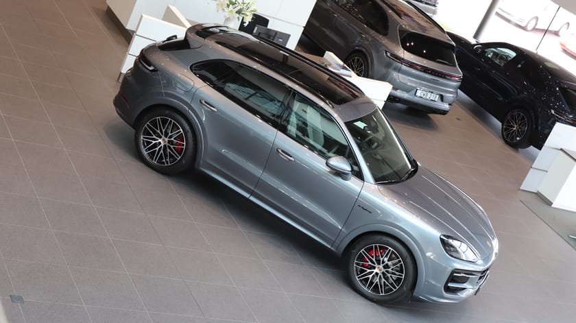 Bild 5 av Porsche Cayenne S E-Hybrid Black Edition