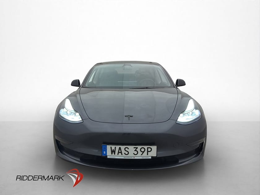 Bild 3 av Tesla Model 3 Performance AWD Autopilot En-Brukare Sv.Såld