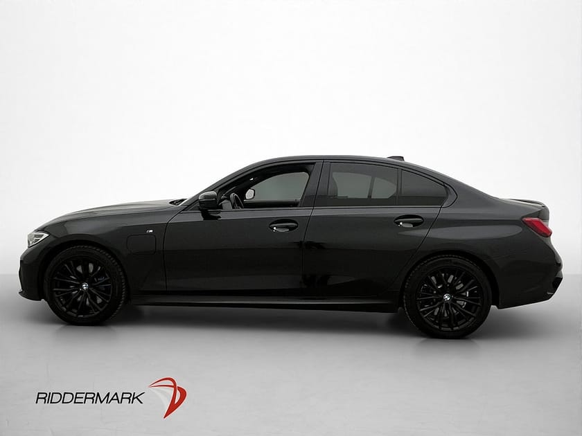 Bild 4 av BMW 330e Sedan 292hk M Sport H/K-Ljud Adap-fart CarPlay Drag