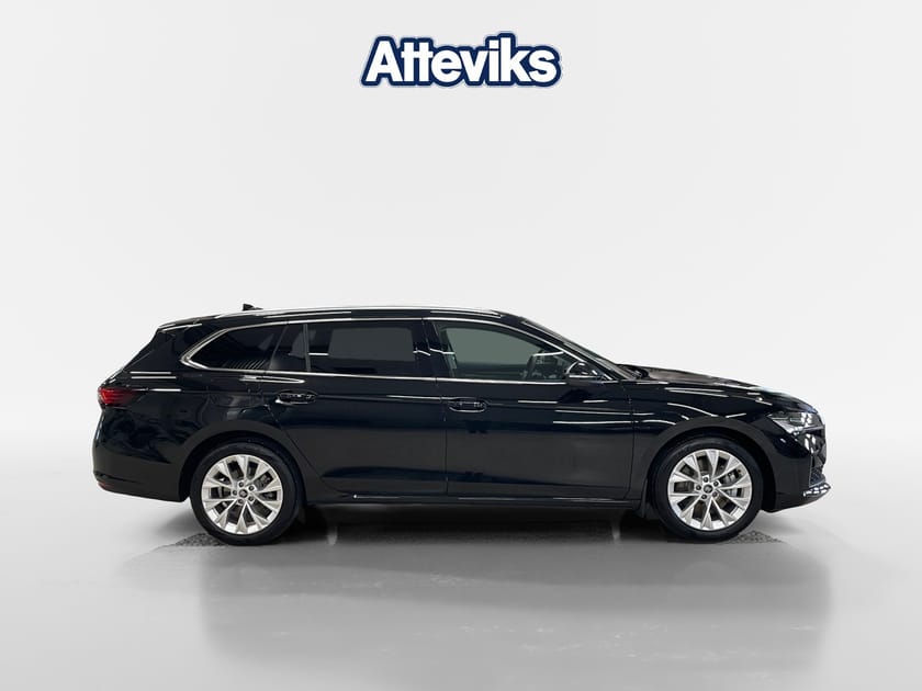 Bild 2 av Škoda Superb iV Kombi SELECTION 1,5 TSI 204 HK