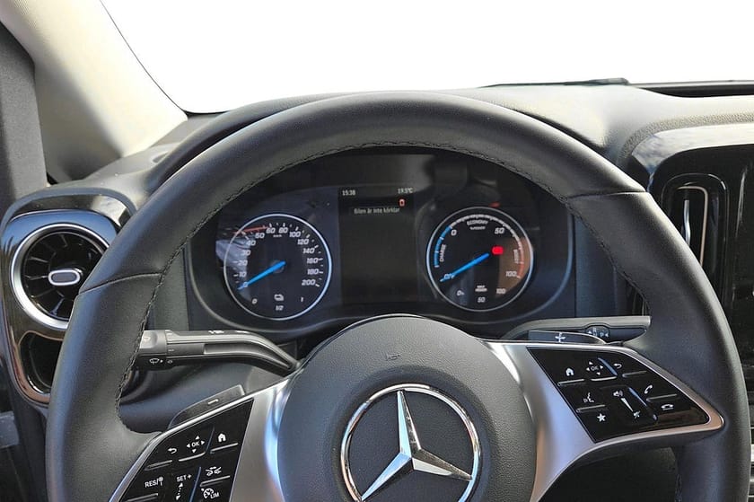 Bild 5 av Mercedes-Benz eVito Tourer 129 3.5t skåp lång