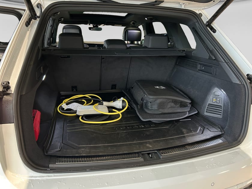 Bild 4 av Volkswagen Touareg R eHybrid PHEV 3.0 TSI E-HYBRID 250 KW