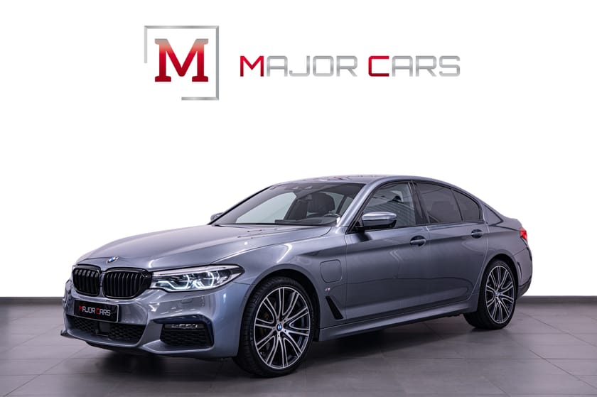 Bild 1 av BMW 530e xDrive iPerformance Sedan M Sport Innovation Komfstol 360° HuD DA+ NightV