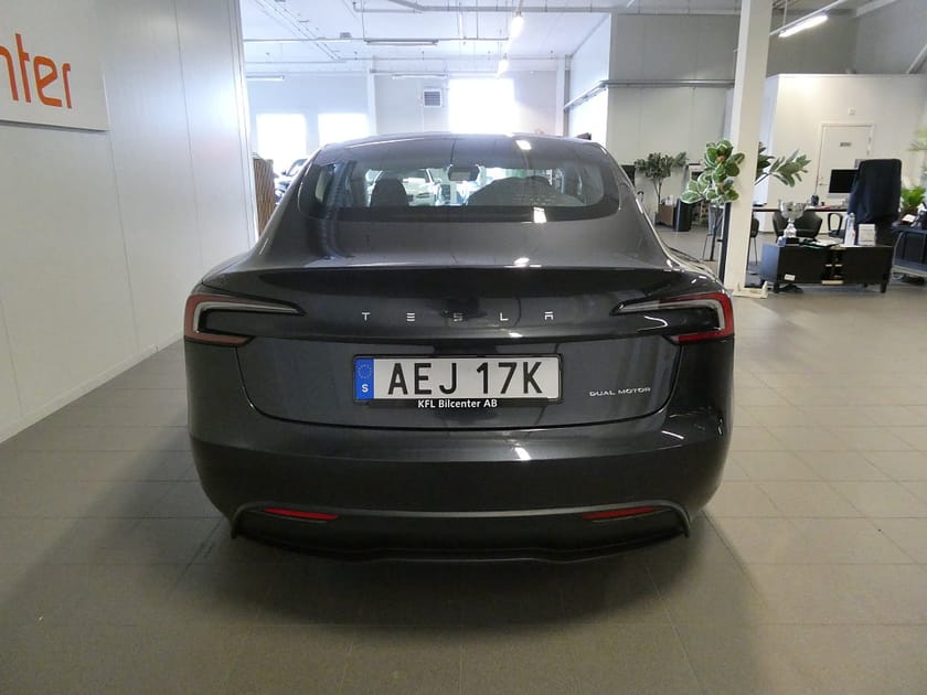 Bild 5 av Tesla Model 3 Long Range AWD Pano-360°-Navi-Autopilot-SoV