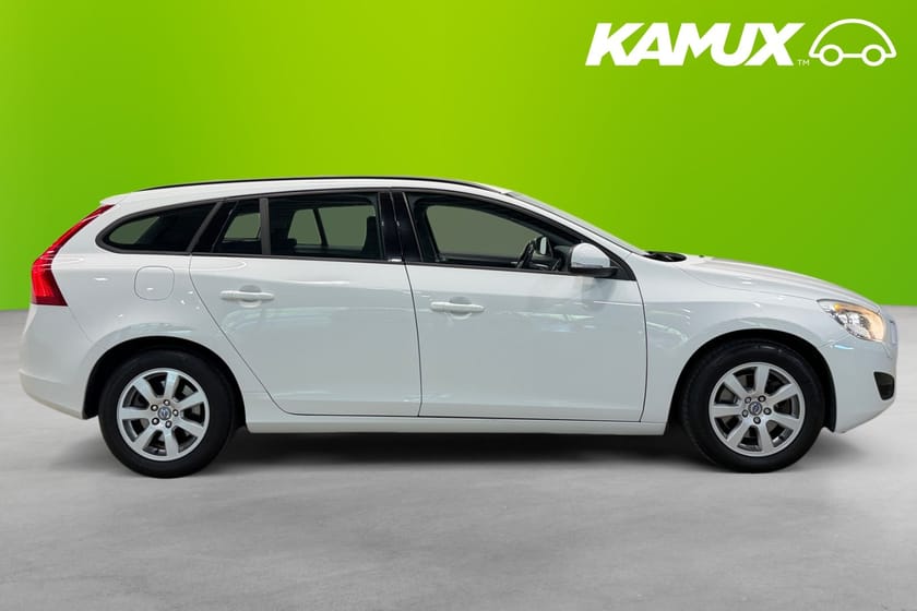 Bild 2 av Volvo V60 D2 Manuell, 115hk Farthållare, Drag