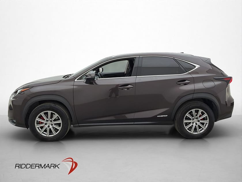 Bild 4 av Lexus NX 300h AWD 197hk Dragkrok Sensorer 492kr Skatt