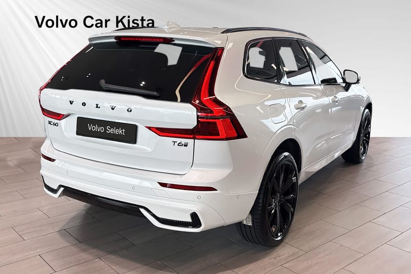 Bild 5 av Volvo XC60 T6 Plus Black Nordic Edition Luftfj Drag HUD H/K