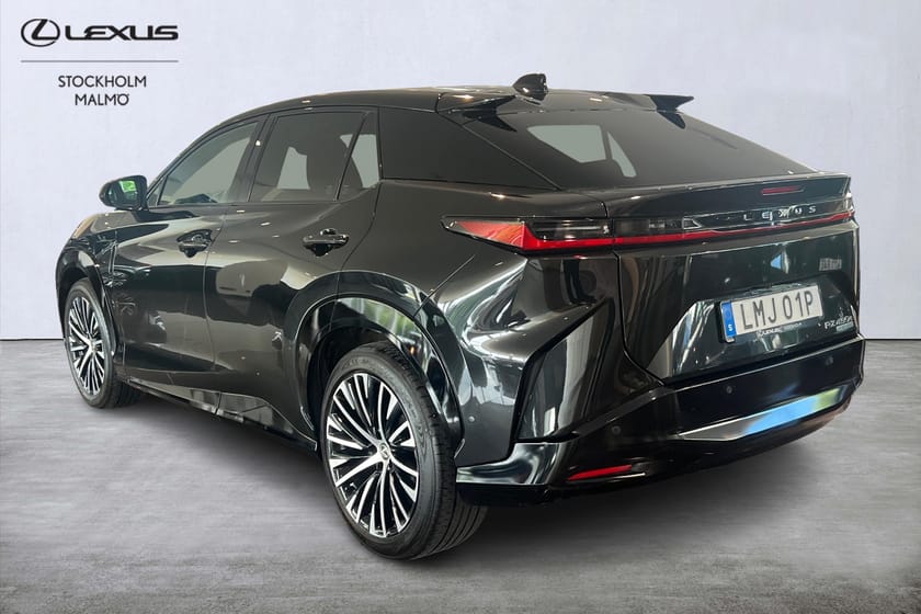 Bild 2 av Lexus RZ 450e Luxury AWD 313hk Dimorama P-värm 360° Keyless Navi