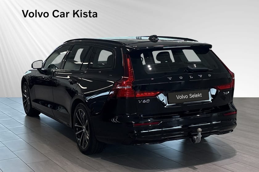 Bild 3 av Volvo V60 T6 Plus Dark Nordic Edition Drag Läder H/K 360Kam