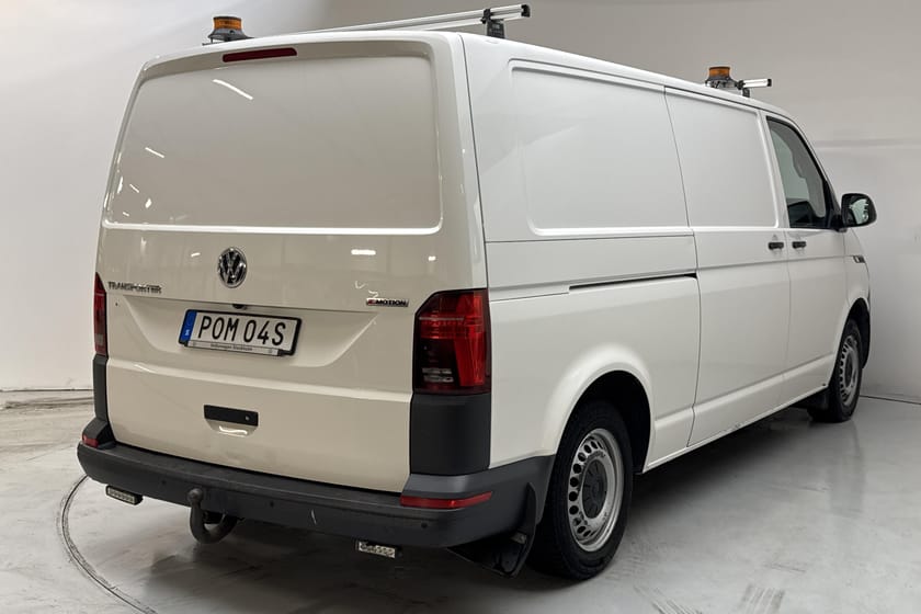 Bild 3 av Volkswagen Transporter T6 2.0 TDI BMT Skåp 4MOTION (150hk)