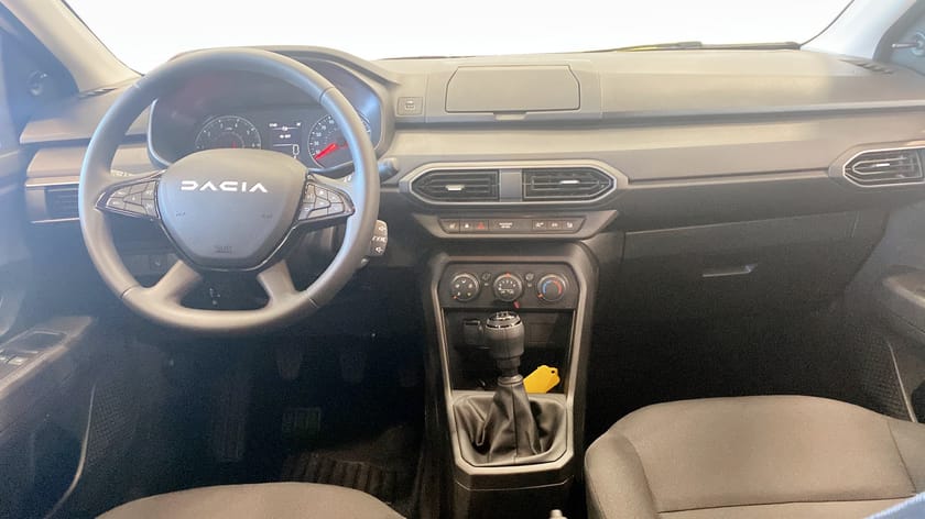 Bild 4 av Dacia Sandero // ESSENTIAL // TCE 90 4X2 MAN //