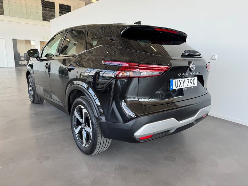Bild 2 av Nissan Qashqai 1.3 DIG-T N-CONNECTA |  360° | NAVI | Rattvärme |