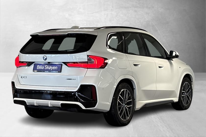 Bilde 3 av BMW iX1 xDrive30