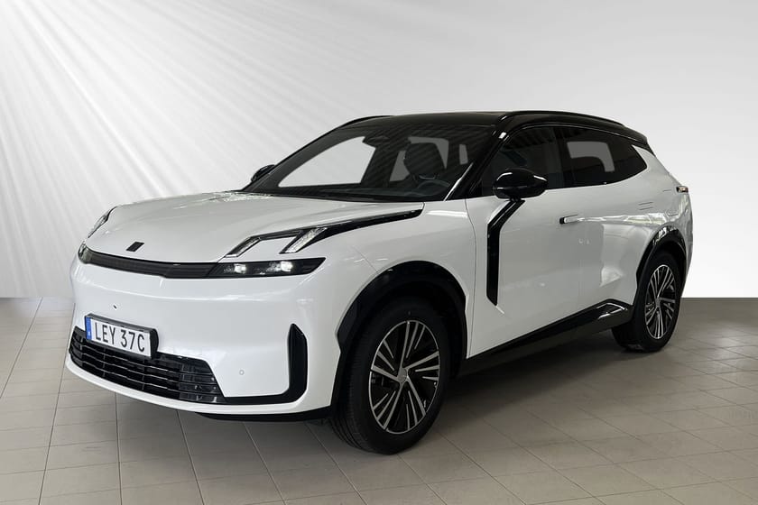 Bild 1 av Lynk & Co 08 PHEV Core