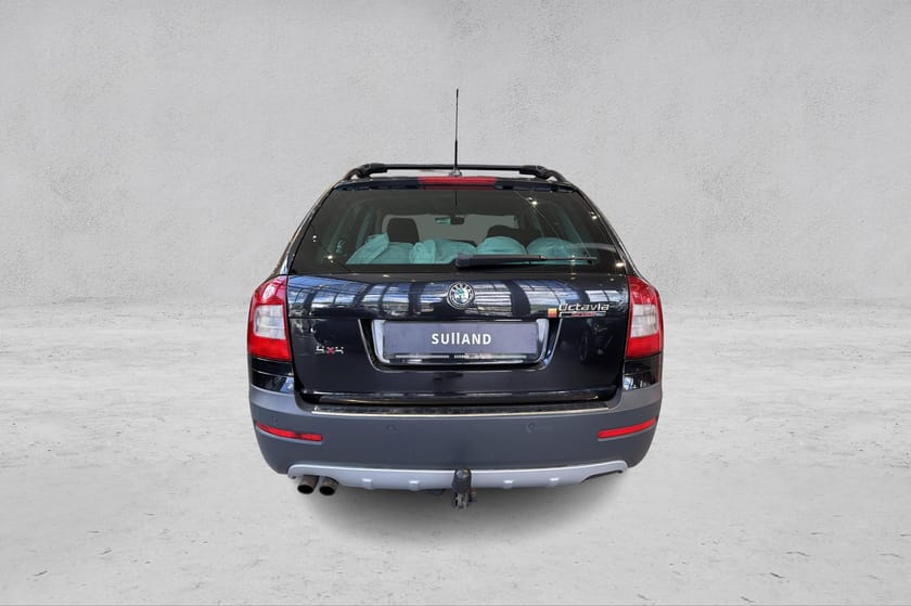 Bilde 4 av Škoda Octavia Stasjonsvogn Scout | 4x4 | AT | Krok | Webasto |