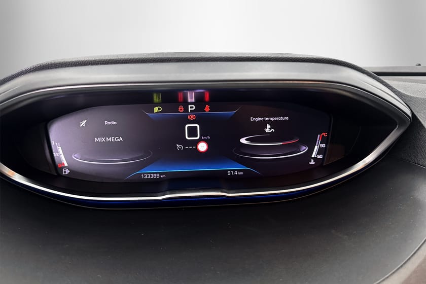 Bild 2 av Peugeot 5008 1.2 PureTech 131hk 7-SITS/ BACKKAMERA OMG LEV