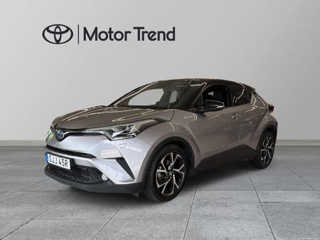 Toyota C-HR Hybrid X-Edition kamera Skinn JBL 1.8