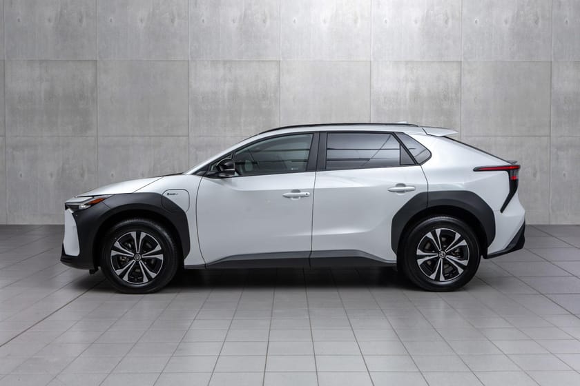 Bilde 3 av Toyota bZ4X AWD Active Tech