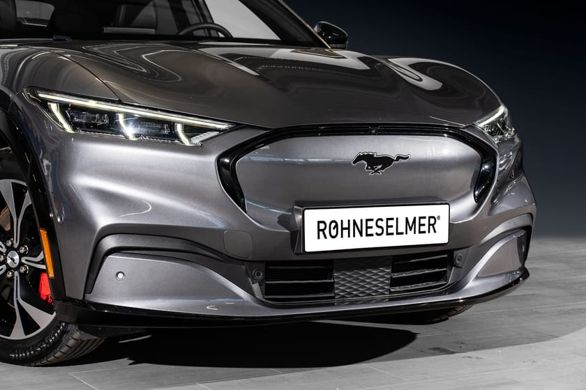 Bilde 2 av Ford Mustang Mach-E Long Range AWD 550km Norsk Forvarme App B&O Pano 360++